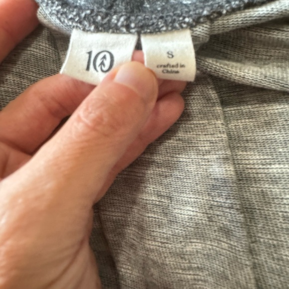 Practically new Ten Tree cardigan! - Picture 7 of 8